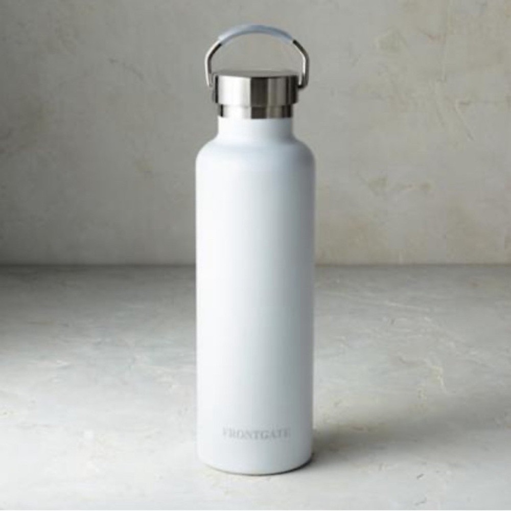 Frontgate‎ Insulated Canteen